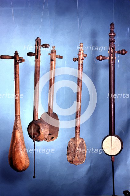 Ud (Arabic lute) and Kemango (Arabic violin).