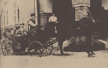 Moura Budberg with her first husband von Benckendorf in a carriage at their Estonian estate, 1912. Artist: Anonymous  