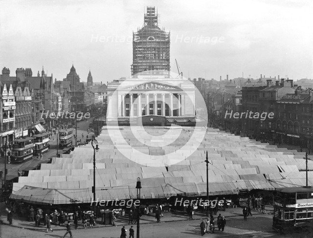 Last Saturday market, Market Square, Nottingham, Nottinghamshire, 17th November 1928. Artist: Unknown