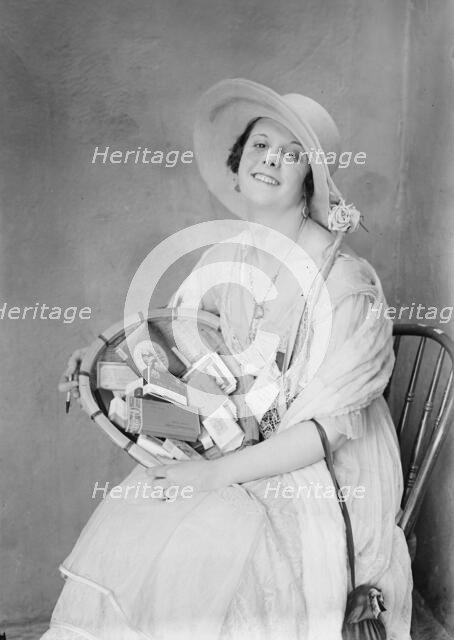 Estelle Thomas, 1917. Creator: Bain News Service.