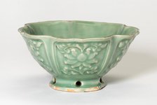 Foliate Bowl with Lotus Flowers, Ming dynasty (1368-1644). Creator: Unknown.