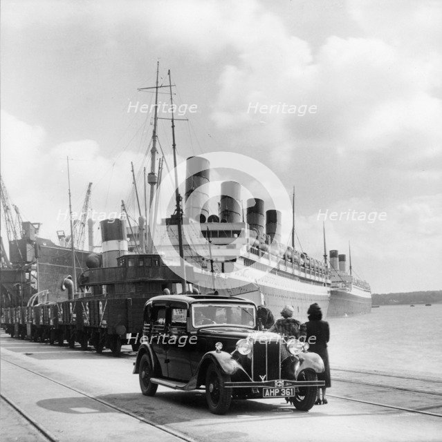 1935 Daimler Light 15, late 1930s. Artist: Unknown