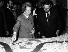 Margaret Thatcher (1925- ), British Prime Minister, viewing the Canary Wharf scheme, 1988. Artist: Unknown