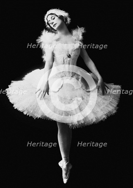 Anna Pavlova in the ballet The Dying Swan by Camille Saint-Saëns, c. 1910.