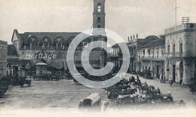 Custom House and Square, Havana, Cuba, c1900. Artist: Unknown