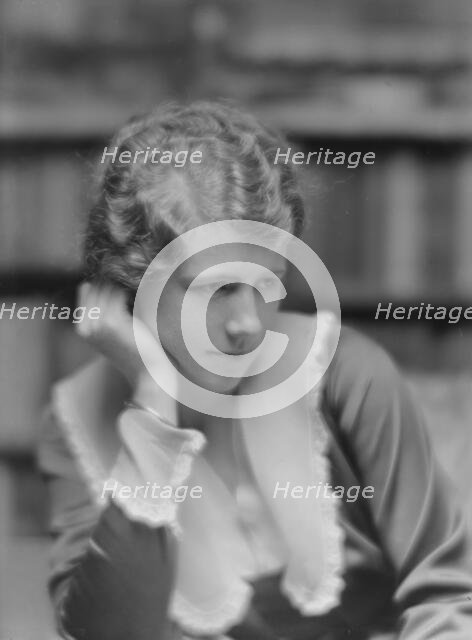 Radford, William, Mrs., portrait photograph, 1916. Creator: Arnold Genthe.