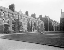 Keble College, Liddon Quad, Parks Road, Oxford, Oxfordshire, 1907. Artist: Henry Taunt