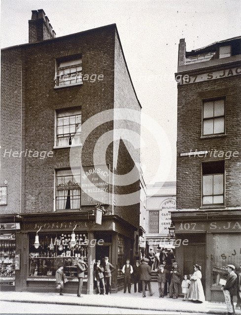 Phil's Buildings, Houndsditch, London, 1911. Artist: Anon