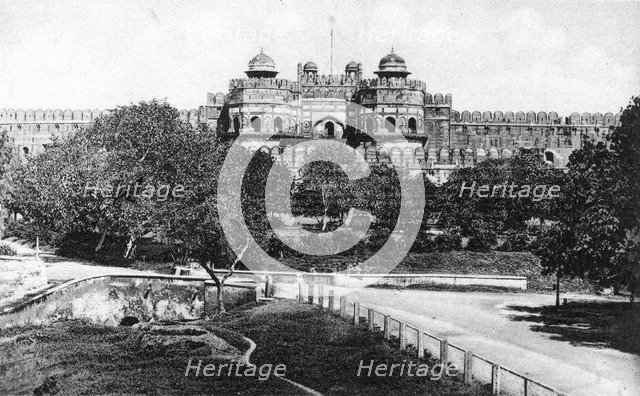 Delhi Gate, Fort Agra, 20th century. Artist: Unknown