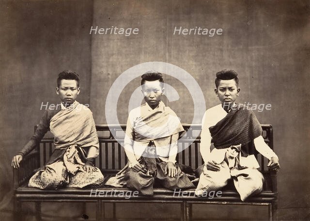 Femmes du Prince Phra-Kéo-Pha, 1866. Creator: Emile Gsell.