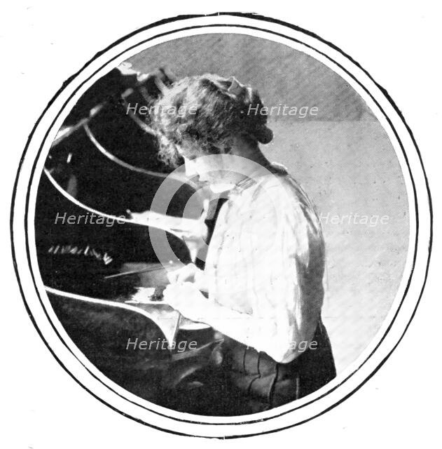 The cigarette-maker: rolling, 1909. Creator: Unknown.