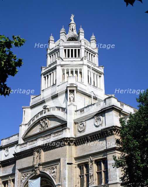 Victoria and Albert Museum, South Kensington, London