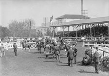 Horse Shows - General View, Washington Horse Show, 1913. Creator: Harris & Ewing.
