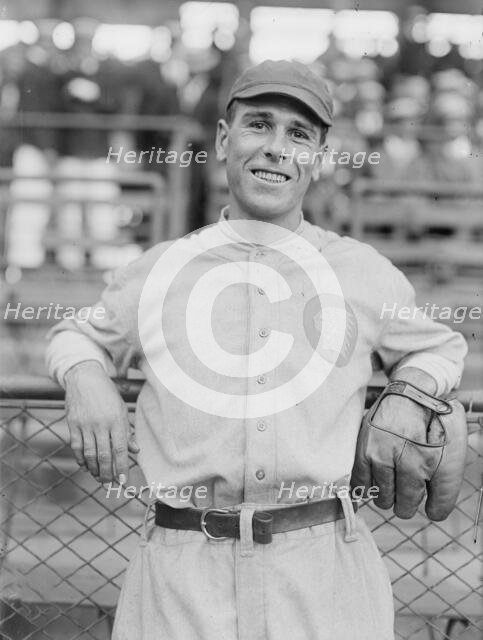 Fred Snodgrass, Boston NL (baseball), 1916. Creator: Bain News Service.