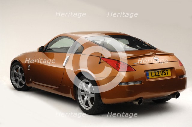 2006 Nissan 350 Z Artist: Unknown.