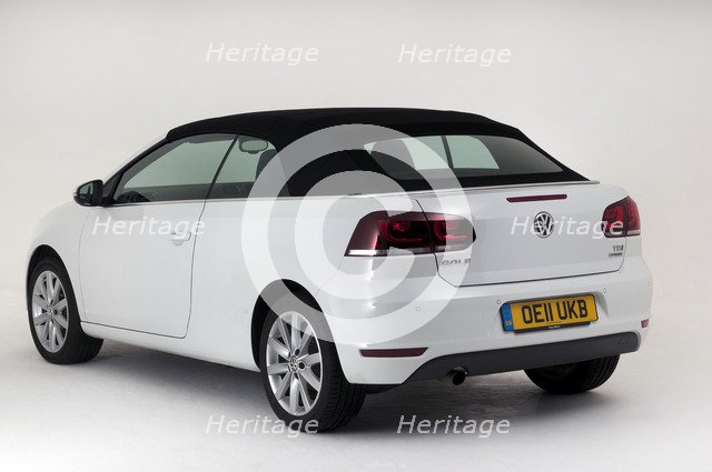 2011 VW Golf Tdi Cabriolet Artist: Unknown.