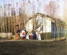 Migrant farmstead in the settlement of Nadezhdinsk with a group of peasants..., between 1905-1915. Creator: Sergey Mikhaylovich Prokudin-Gorsky.