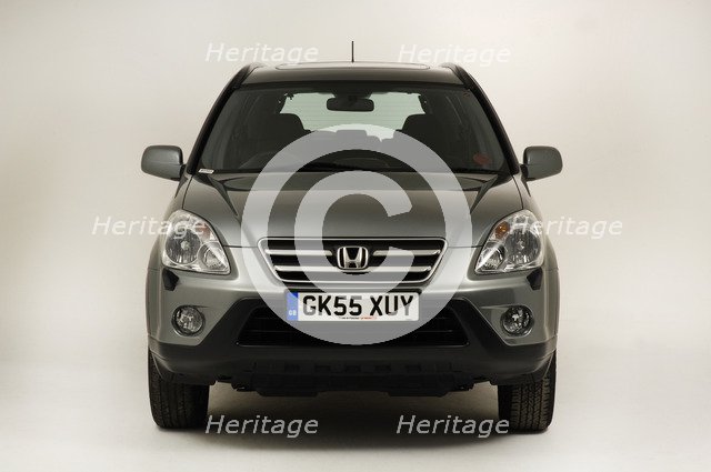 2005 Honda CRV Artist: Unknown.