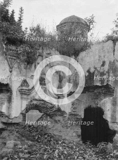 Travel views of Cuba and Guatemala, between 1899 and 1926. Creator: Arnold Genthe.