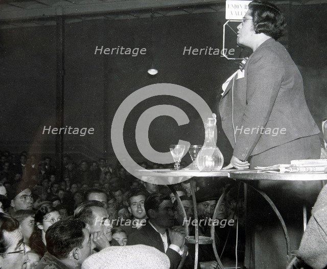 Federica Montseny (1905-1994), a Spanish anarchist leader miting in Valencia.