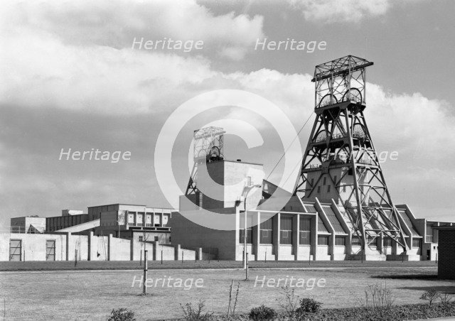 Lea Hall Colliery, Rugeley, Staffordshire, 1961.  Artist: Michael Walters