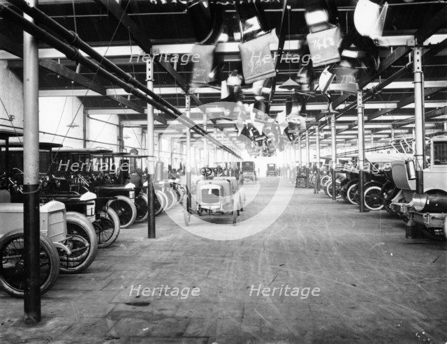 Interior of Daimler factory, (1900s?). Artist: Unknown