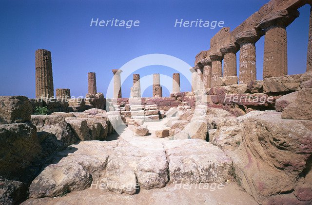 The doric temple of Hera at Agrigento, 5th century BC. Artist: Unknown