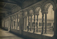 'Roma - St. Paul without the Walls - Cloister of the Monastery of the Benedictine Monks. Work of the Artist: Unknown.
