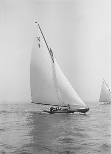 The 7 Metre 'Anitra' (K4) sailing close-hauled, 1912. Creator: Kirk & Sons of Cowes.