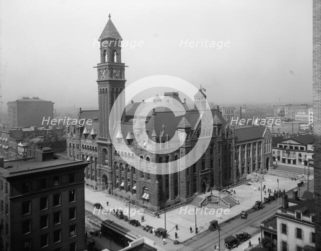 Post Office, Detroit, Mich., between 1900 and 1915. Creator: Unknown.