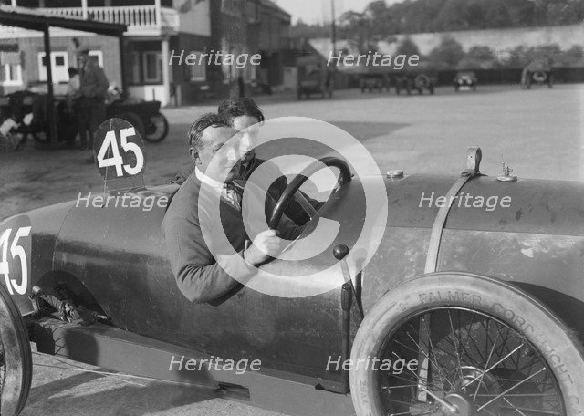 Horstman of TL Edwards, JCC 200 Mile Race, Brooklands, 1921. Artist: Bill Brunell.