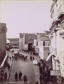 Intérieur de la Porte de Jaffa, ca. 1870. Creator: Felix Bonfils.