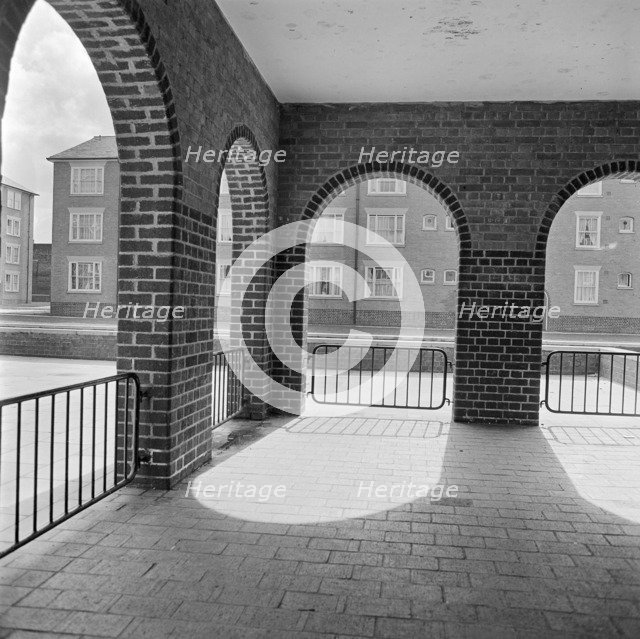 McMorran House, Holloway Estate, Parkhurst Road, Holloway, London, 1966-1975.  Artist: John Gay