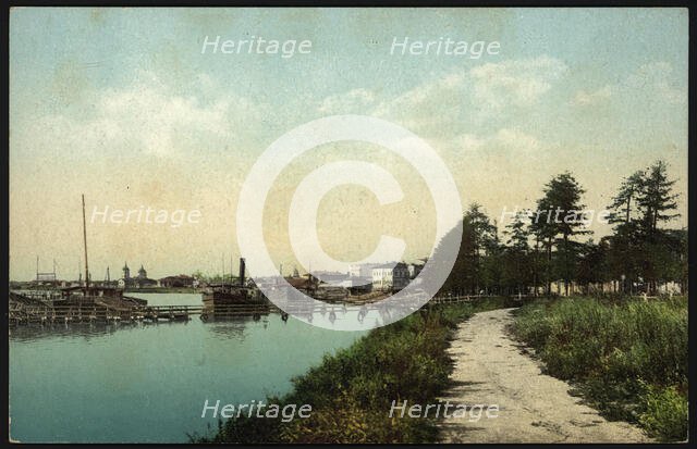 Irkutsk: Embankment of the Angara, 1904-1914. Creator: Unknown.