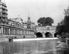 Pulteney Bridge, Bath, Somerset, c1955. Creator: Arthur Charles Kirby Ware.