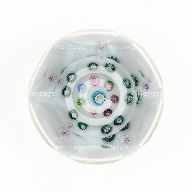 Paperweight, Clichy, 19th century. Creator: Clichy Glassworks.