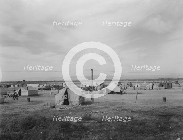 Auto camp north of Calipatria, California, 1937. Creator: Dorothea Lange.