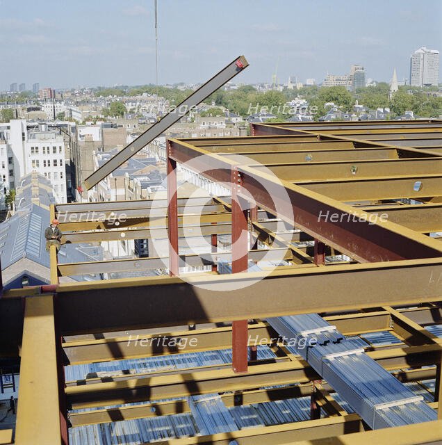 Chelsea and Westminster Hospital, Fulham Road, Kensington and Chelsea, London, 25/09/1990. Creator: John Laing plc.