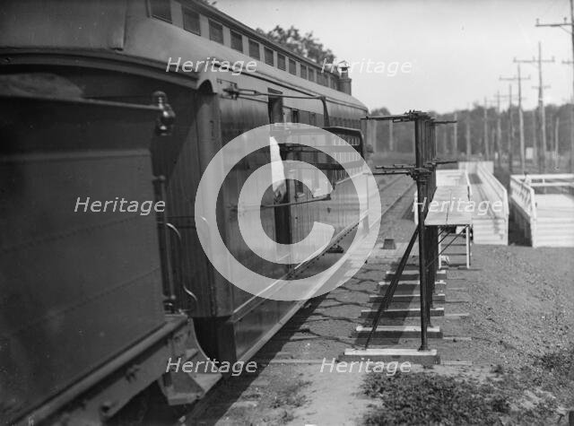 Post office Department, Hupp Auto Railway Service, 1912. Creator: Harris & Ewing.