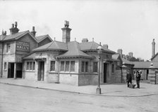 The Old Gate House Public House, Botley Road, Oxford, Oxfordshire, 1906 Artist: Henry Taunt