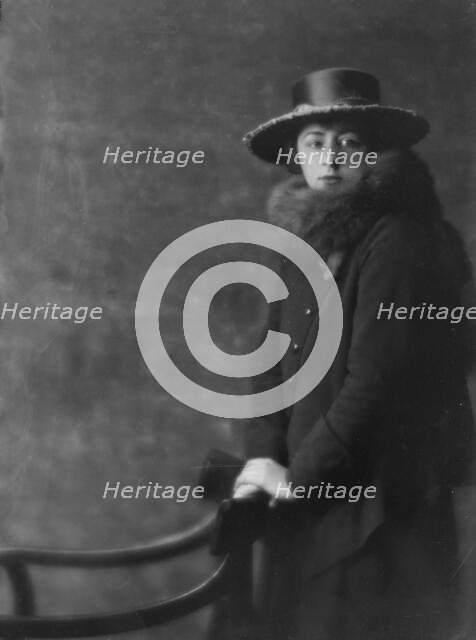 George, H., Miss, portrait photograph, 1916 Jan. 31. Creator: Arnold Genthe.