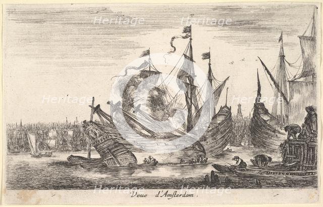 View of the Amsterdam seaport (Veue d'Amsterdam), men in rowboats work on a ship in center..., 1647. Creator: Stefano della Bella.