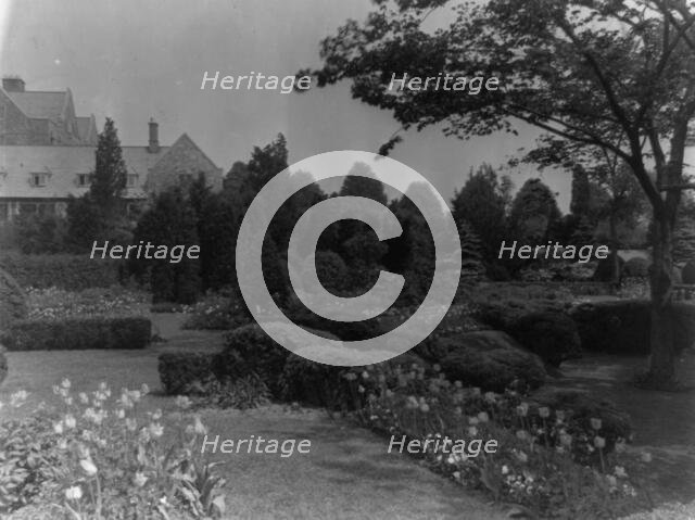 "Killenworth," George Dupont Pratt house, Glen Cove, New York, c1918. Creator: Frances Benjamin Johnston.