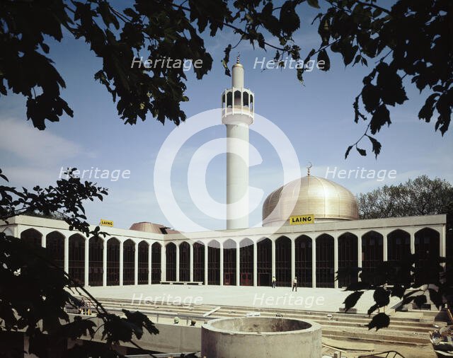 London Central Mosque and The Islamic Cultural Centre, Park Road, Regent's Park, GLA, 03/06/1977. Creator: John Laing plc.