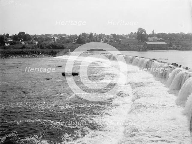 Oswego, dam at Oswego, N.Y., between 1900 and 1906. Creator: Unknown.