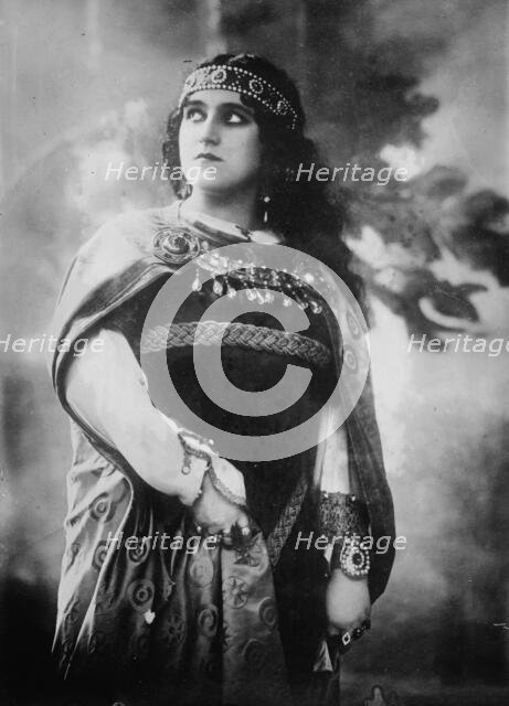 Margaret Ober as Ortrud, 1913. Creator: Bain News Service.