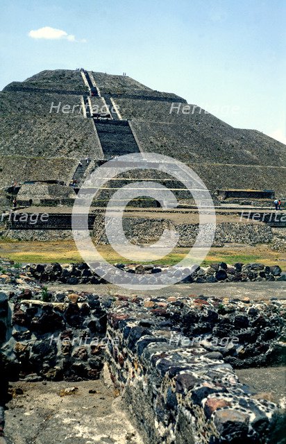 Teotihuacan, 'Pyramid of the Sun', temple located to one side of the central square of the ancien…