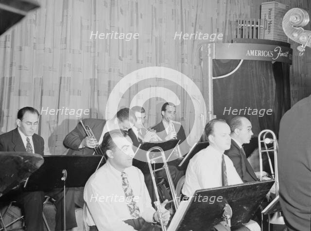 Glenn Miller Orchestra(?), New York, N.Y.(?), 1938. Creator: William Paul Gottlieb.