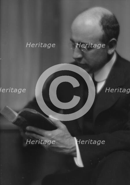 Dibblee, Harrison, Mr., portrait photograph, 1913 or 1914. Creator: Arnold Genthe.