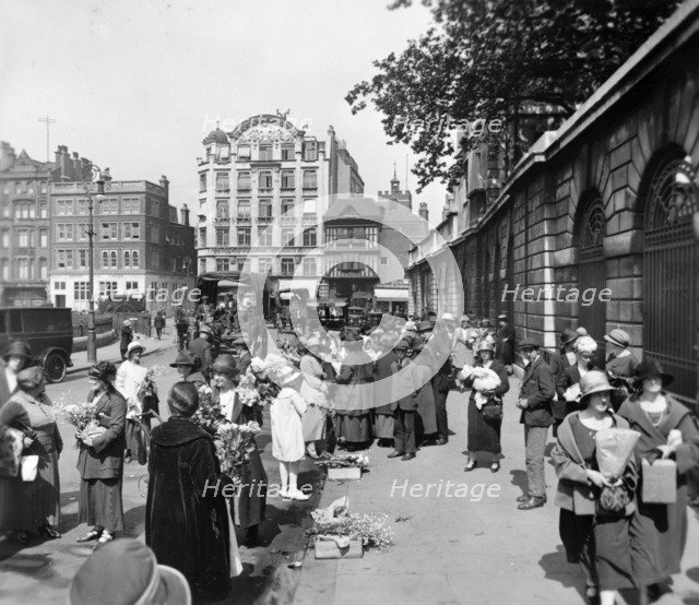 West Smithfield, City of London, (c1910s?). Artist: Unknown